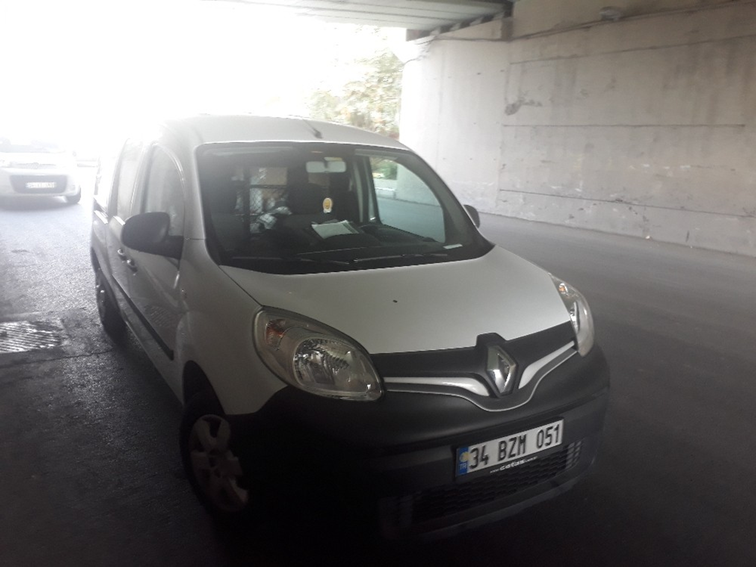 Koronavir�s karantinas�n� ihlal etti, trafik uygulamas�nda yakaland�