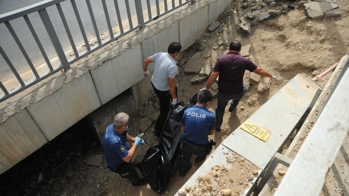 Vatandalar ihbar etti: Kpr altnda erkek cesedi bulundu
