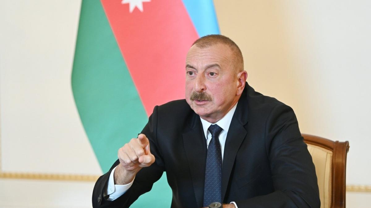 Azerbaycan Cumhurbakan Aliyev aklad: Azerbaycan ordusu Hadrut kasabasn ve birka ky igalden kurtard