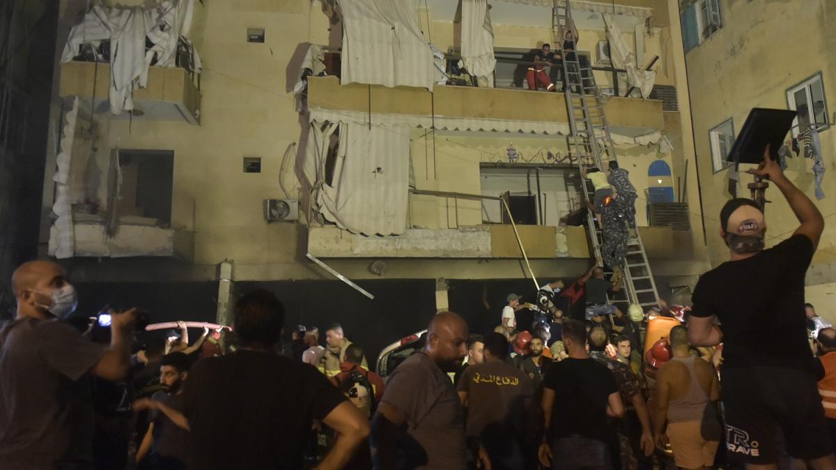 Beyrut'ta yakt deposunda patlama