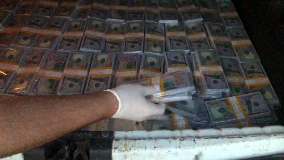 Kalpazanlara operasyon: Sahte 1 milyon 800 bin dolar ele geirildi