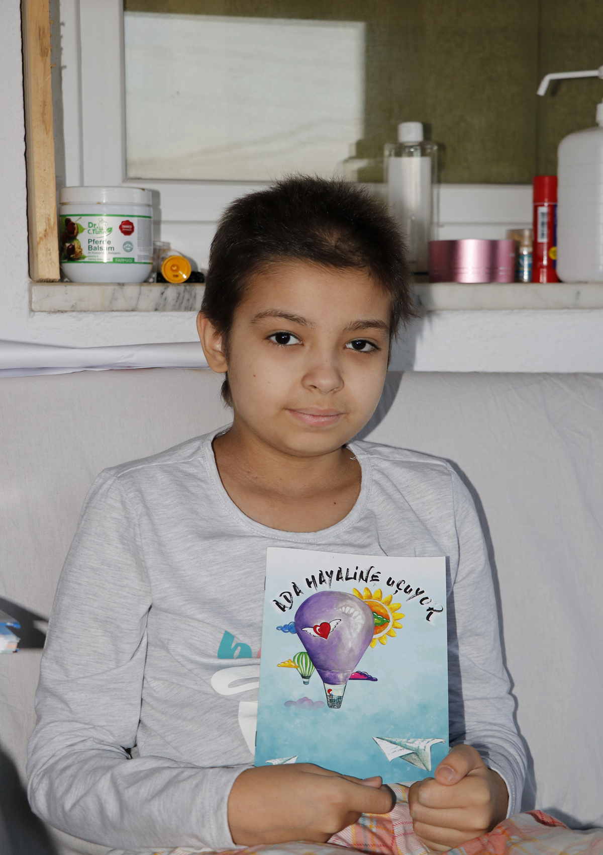 L�semi tedavisi g�re Ada'n�n en b�y�k hayali ger�e�e d�n���yor