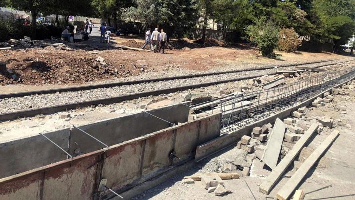 TCDD'den Diyarbakr'da duvarla ehrin ikiye blnd iddialarna yalanlama