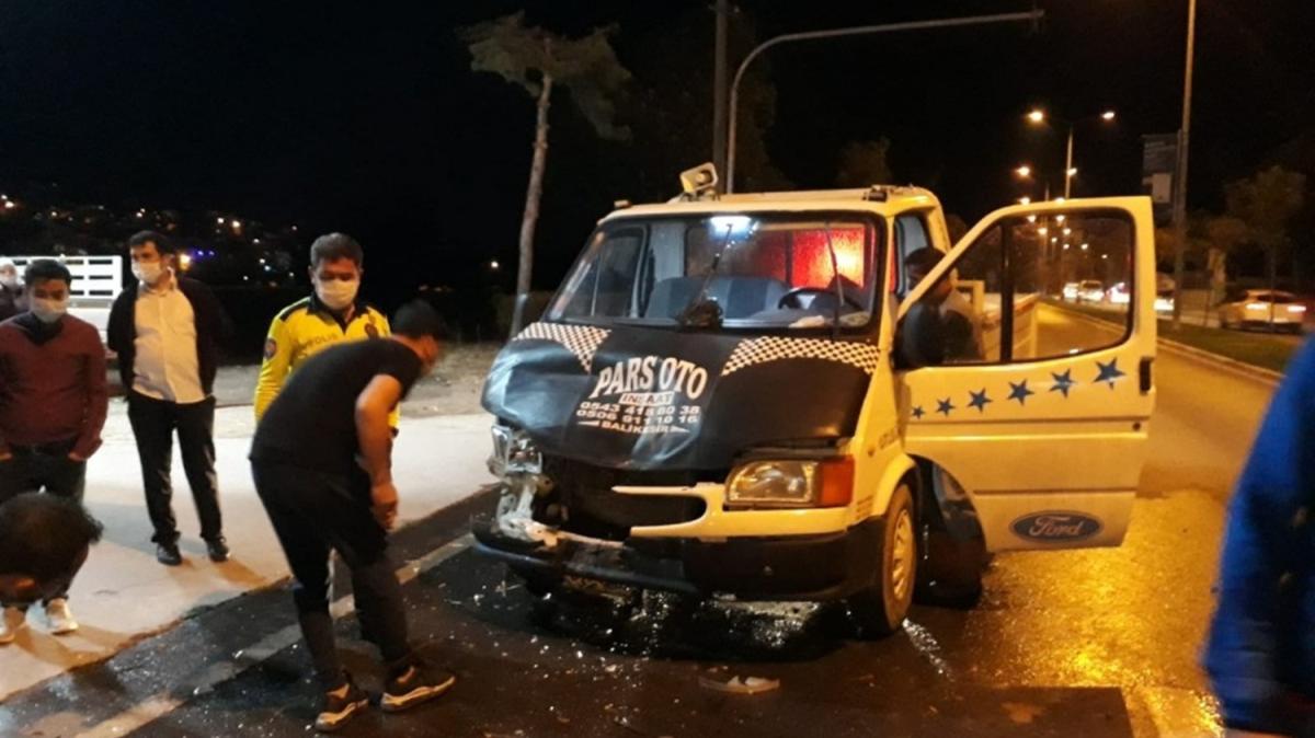 Benzinlie girmek isteyen araca arpt