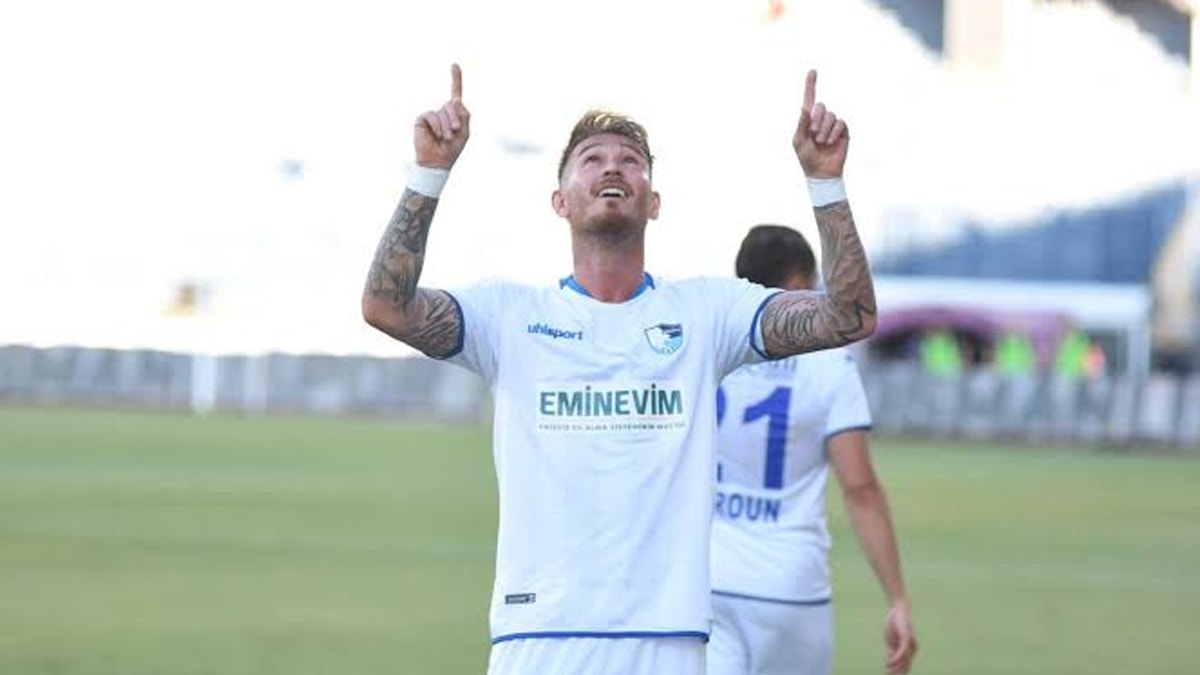 Trabzonspor haz�rl�k ma��nda Erzurumspor'a ma�lup oldu