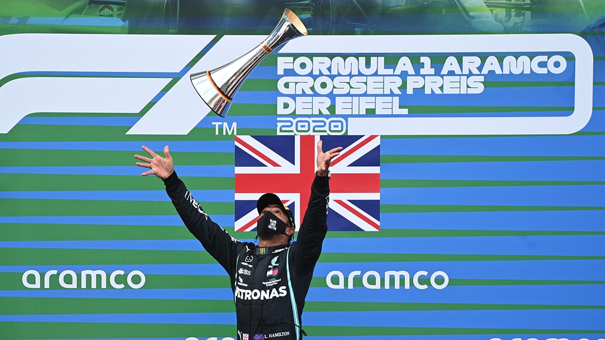 Lewis Hamilton, Schumacher'i yakalad