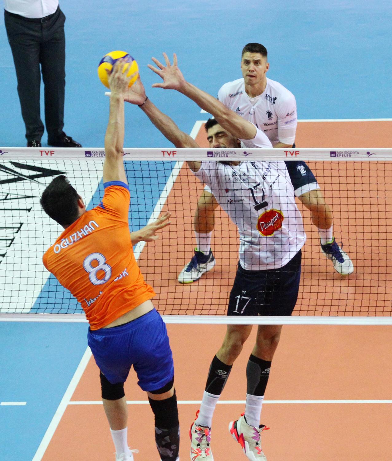 Erteleme ma��nda Altekma, �stanbul B�y�k�ehir Belediyespor'a ma�lup oldu