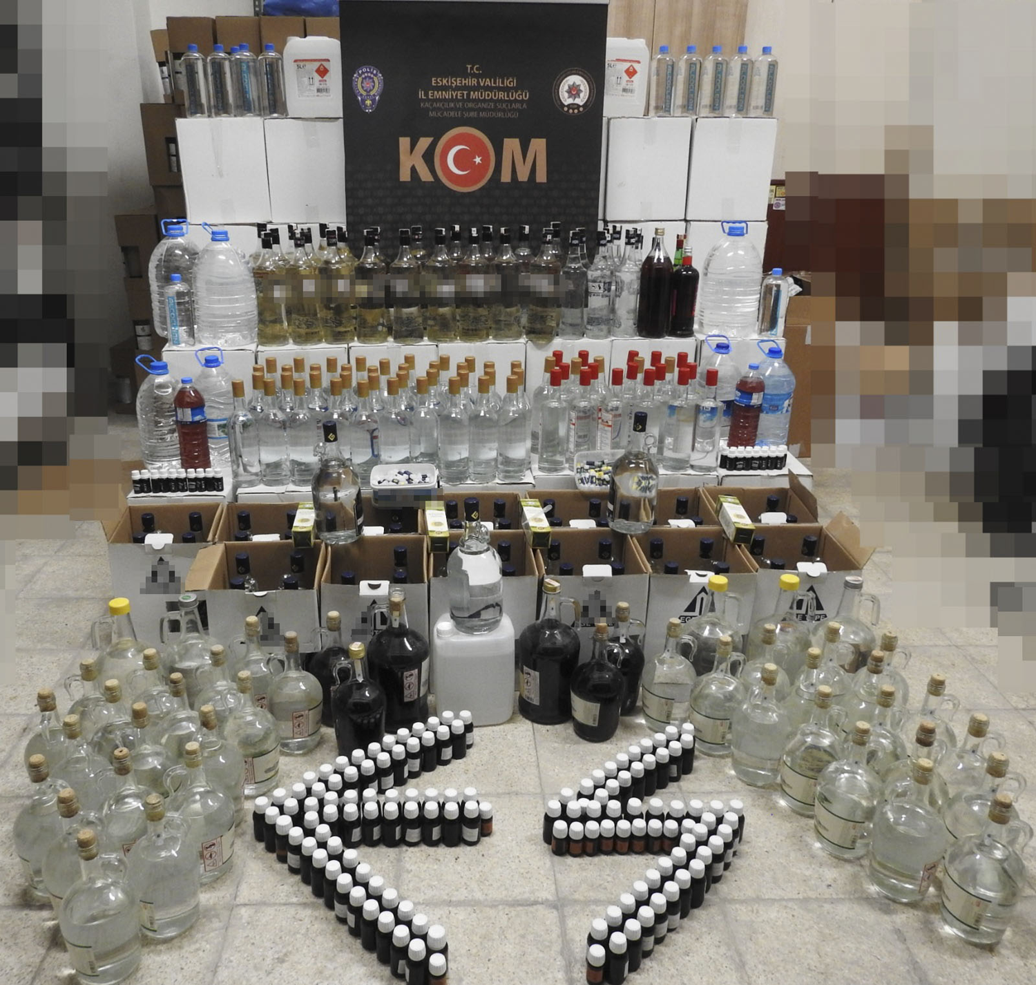 Eski�ehir'de 477 litre sahte ve ka�ak i�ki yakaland�: 6 zanl� hakk�nda i�lem ba�lat�ld�