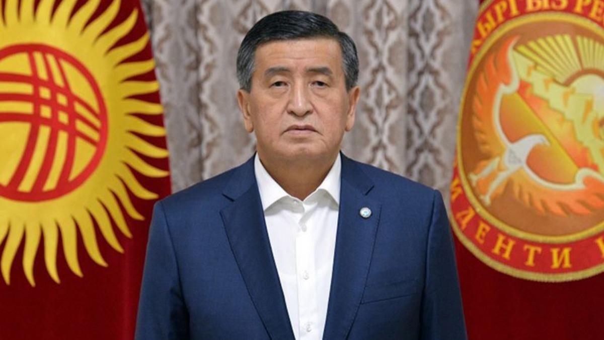 Krgzistan Cumhurbakan Ceenbekov istifa etti