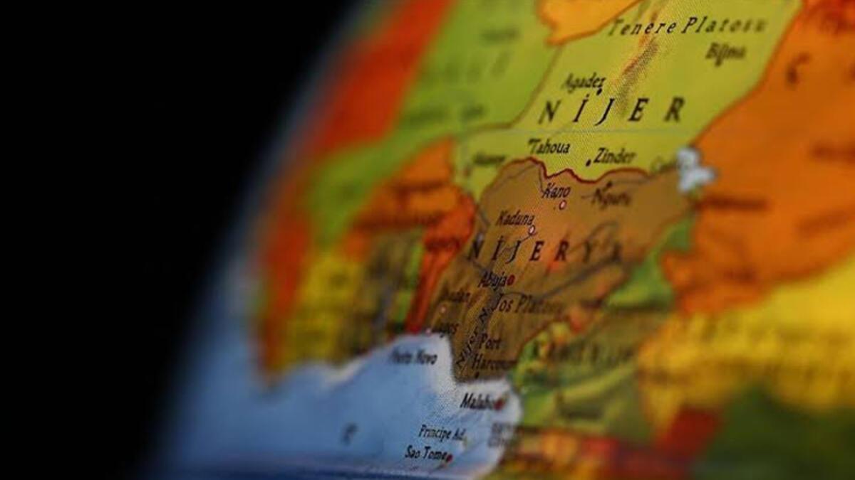 Nijerya'da 'polis iddeti' kart gsterilere kimlii belirsiz kiilerce saldr dzenlendi