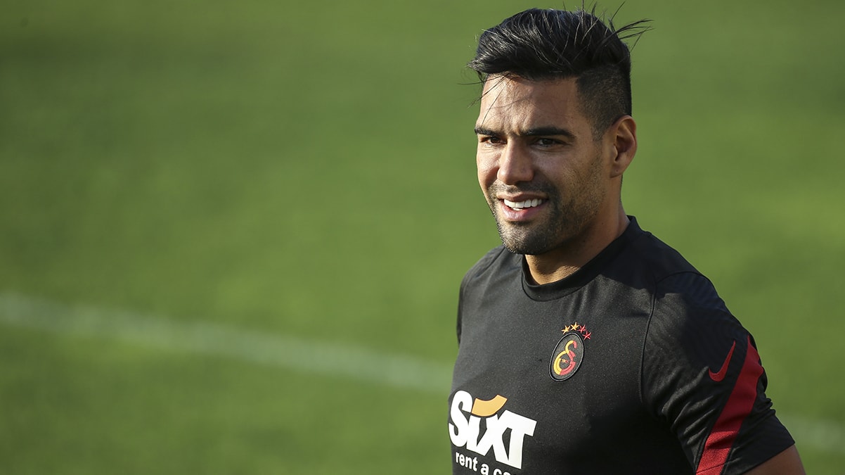 Galatasaray Falcao'yu sat�yor