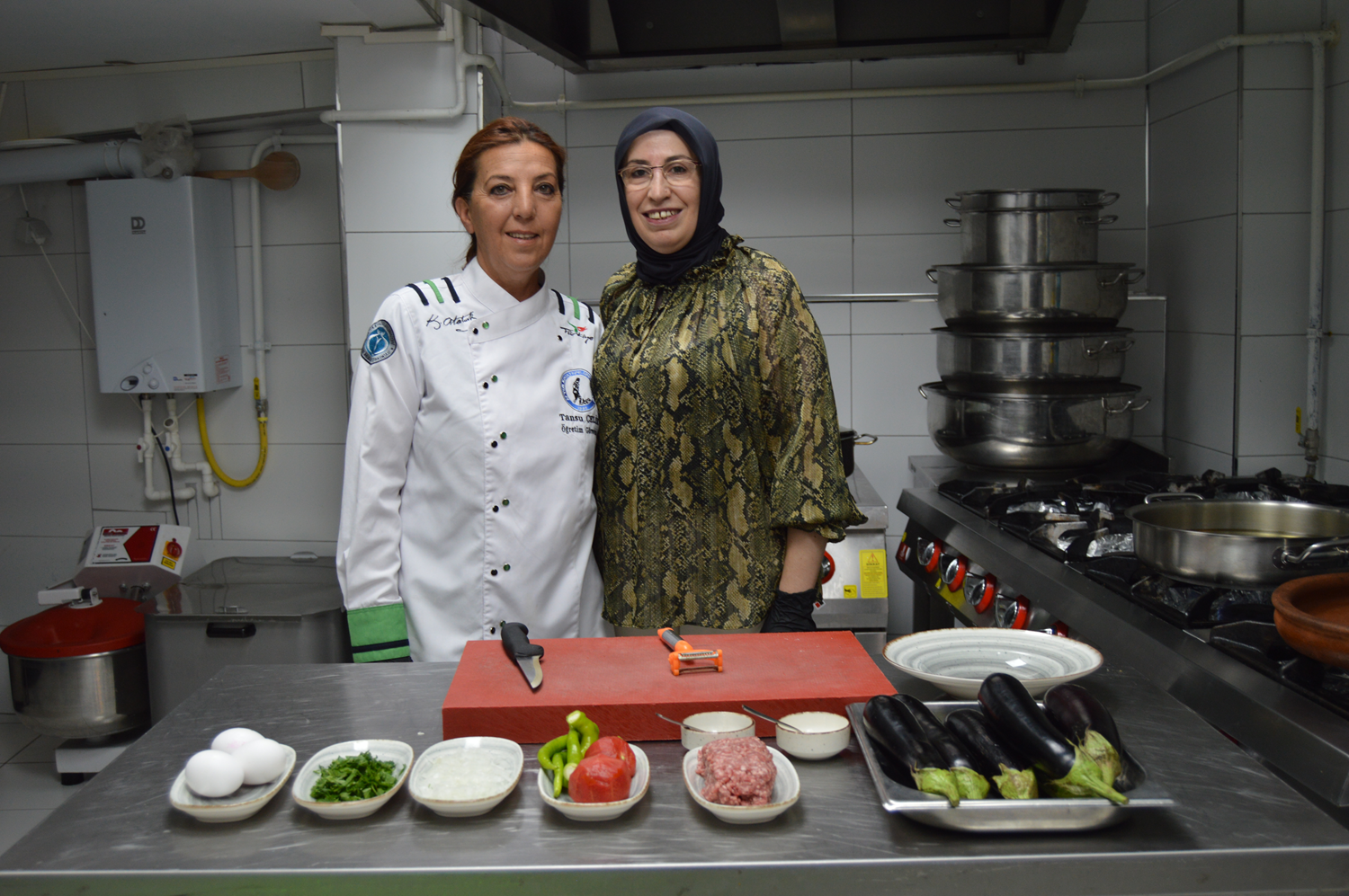 Gastronomi �ehrinin ke�fedilmemi� y�resel lezzeti damak �atlat�yor