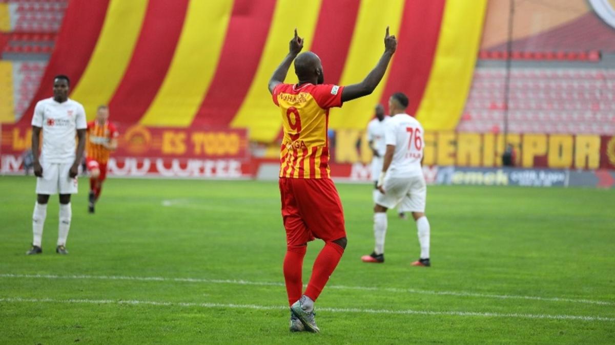 Kayserispor'un yeni transferi Kanga'dan ilk gol