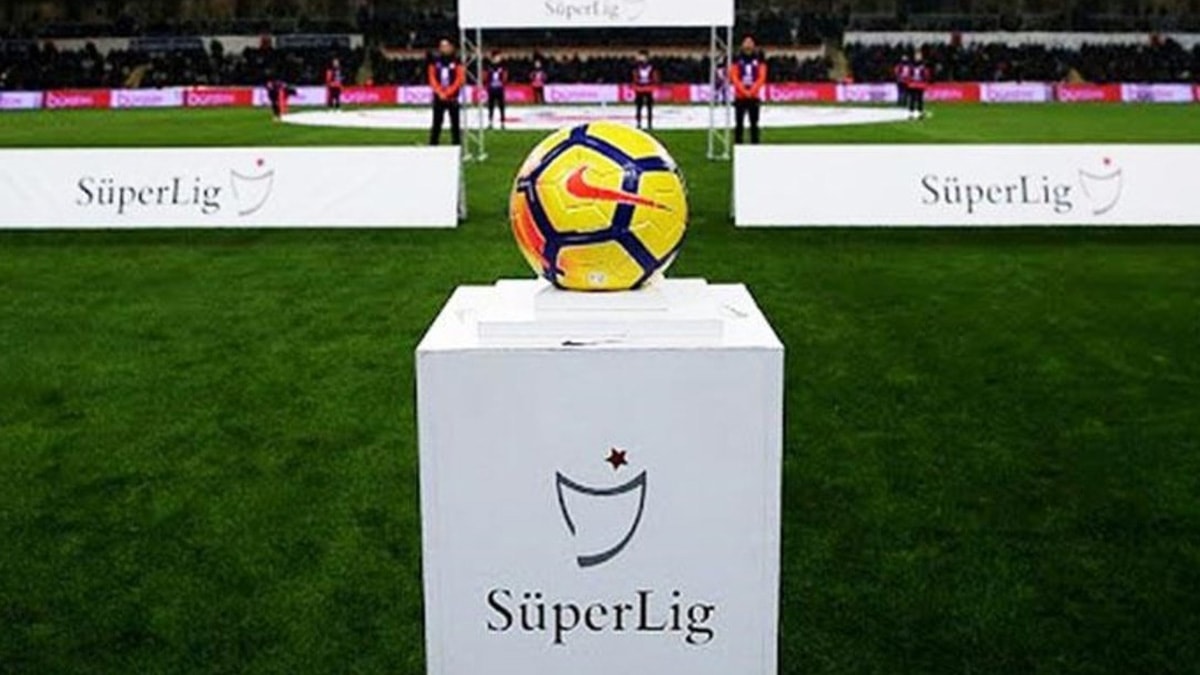S�per Lig'de puan durumu ve 6. haftan�n ma� program�