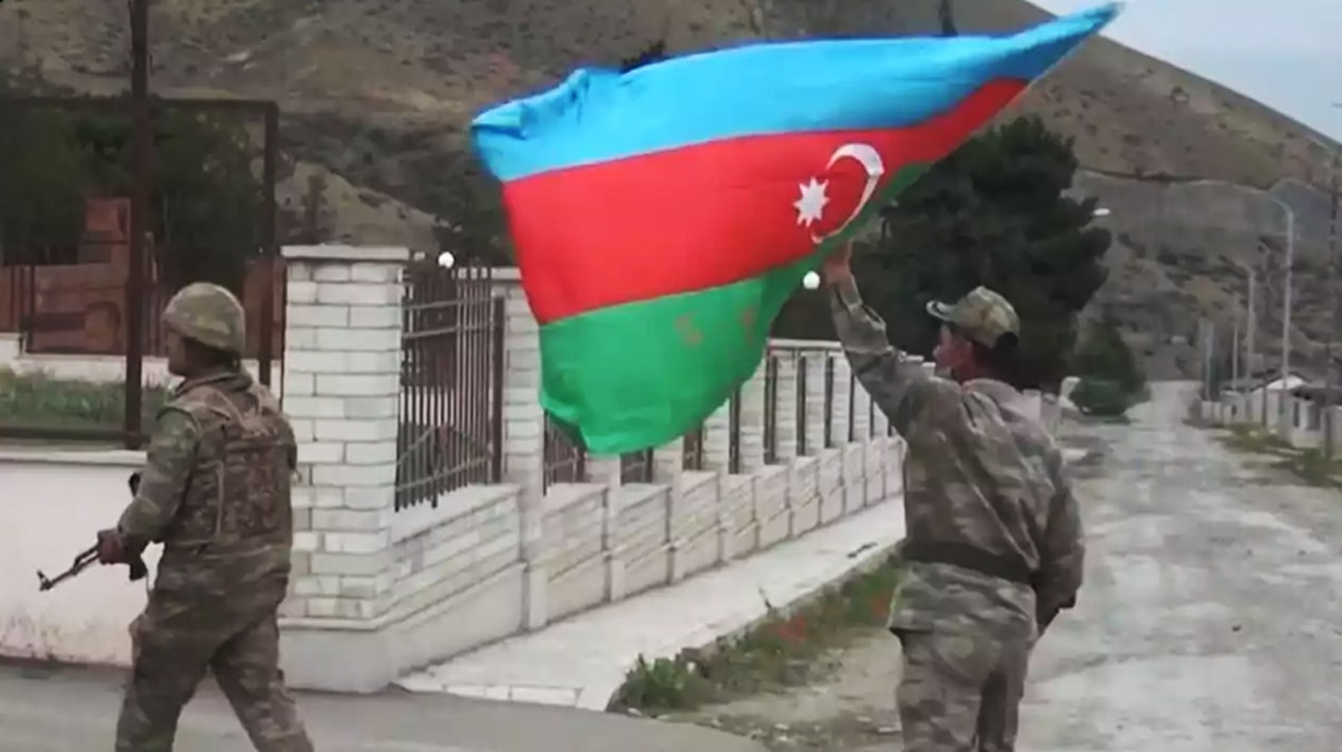 Tarihi an: Karaba�'da 28 y�l sonra bir ilk!