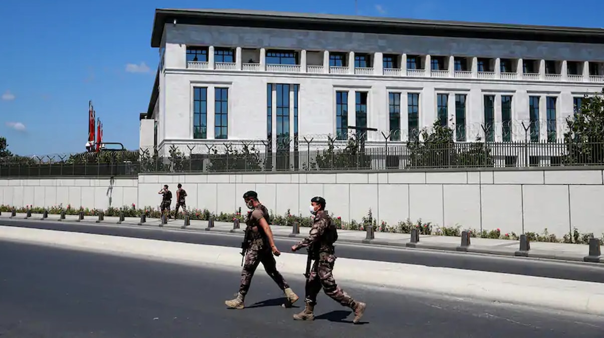 Washington Post duyurdu! BAE ajan� T�rkiye'de yakaland�