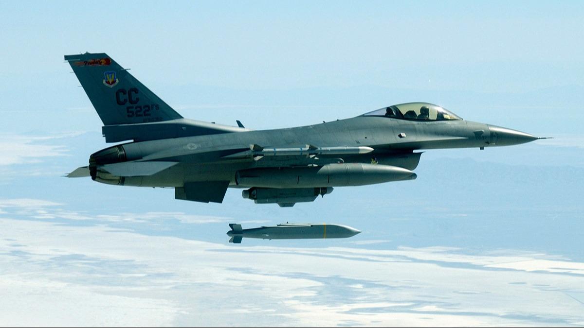 ABD, F-16C sava uaklarn Suudi Arabistan'a konulandrd