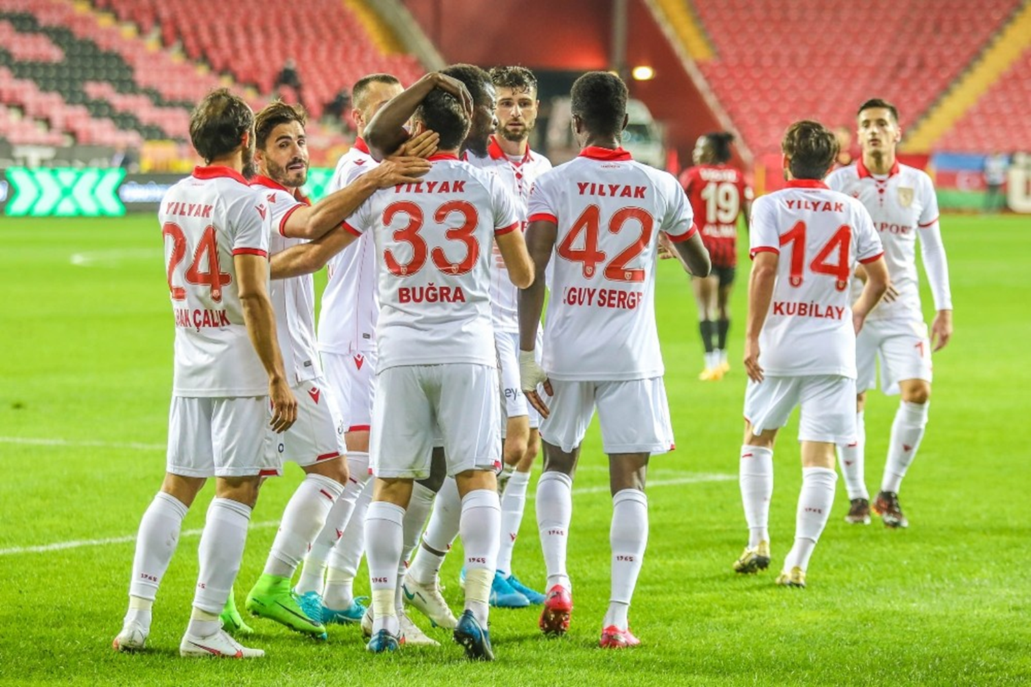 Koronavir�s Samsunspor'da kadro istikrar�n� bozdu