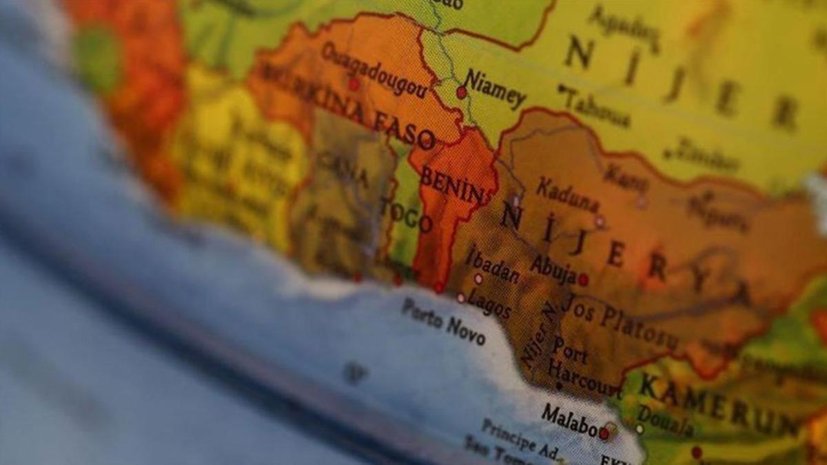 Nijerya'da iki cezaevinden 2 bine yakn mahkum kat