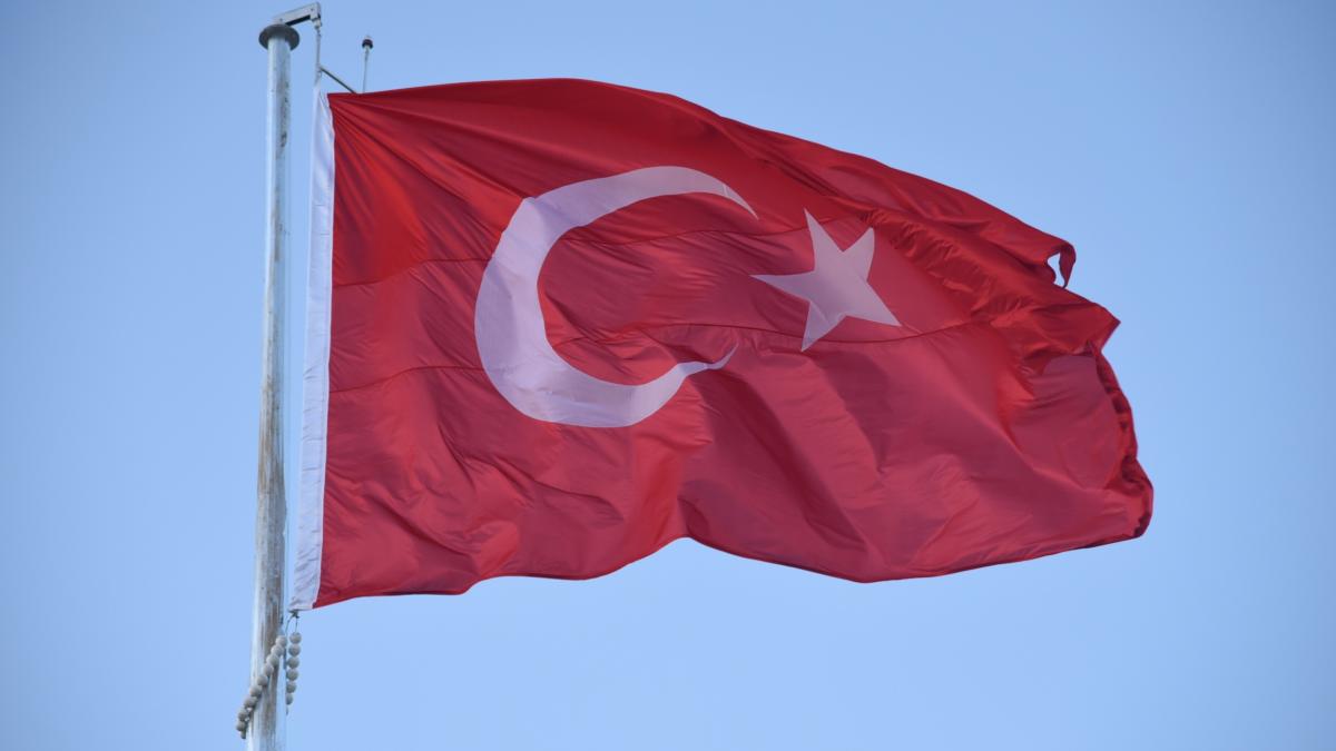 Trkiye'nin Koper fahri konsolosluu yeniden faaliyetlerine balad