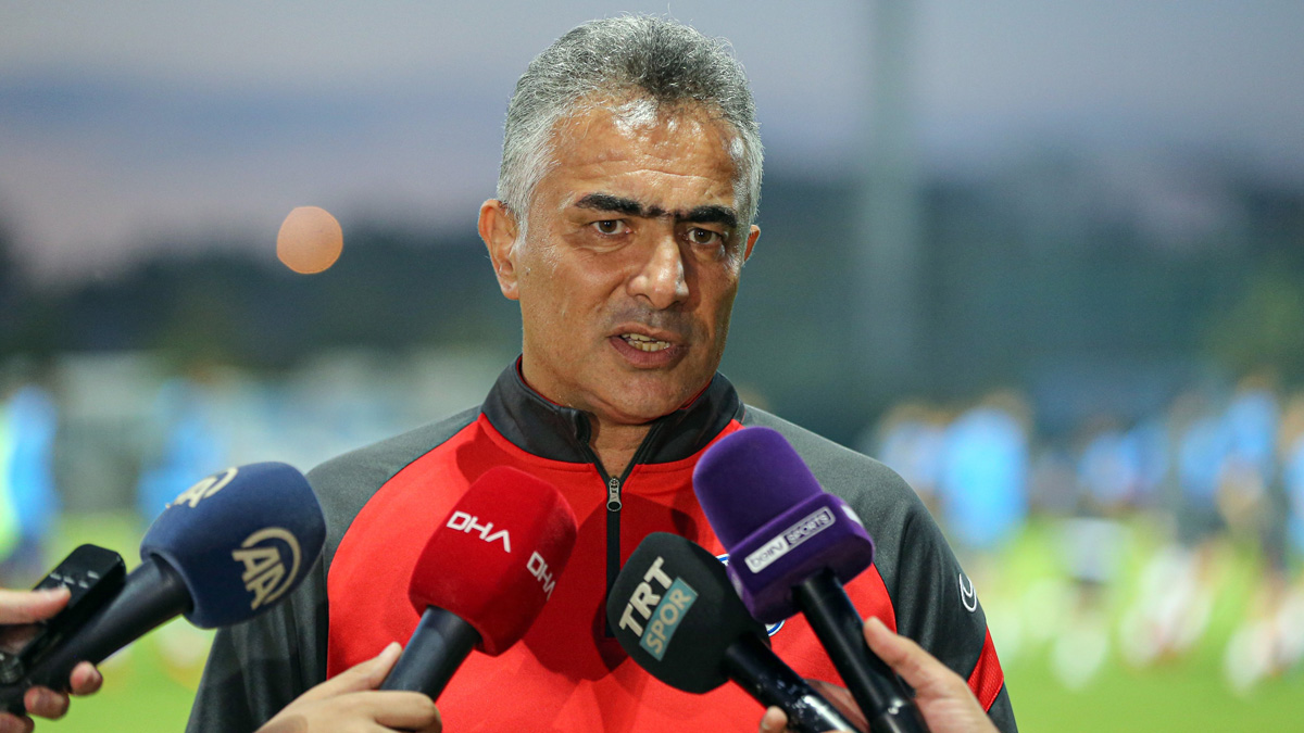 Mehmet Alt�parmak: 2 puan kaybettik G�ztepe yerde yatmaya gelmi�