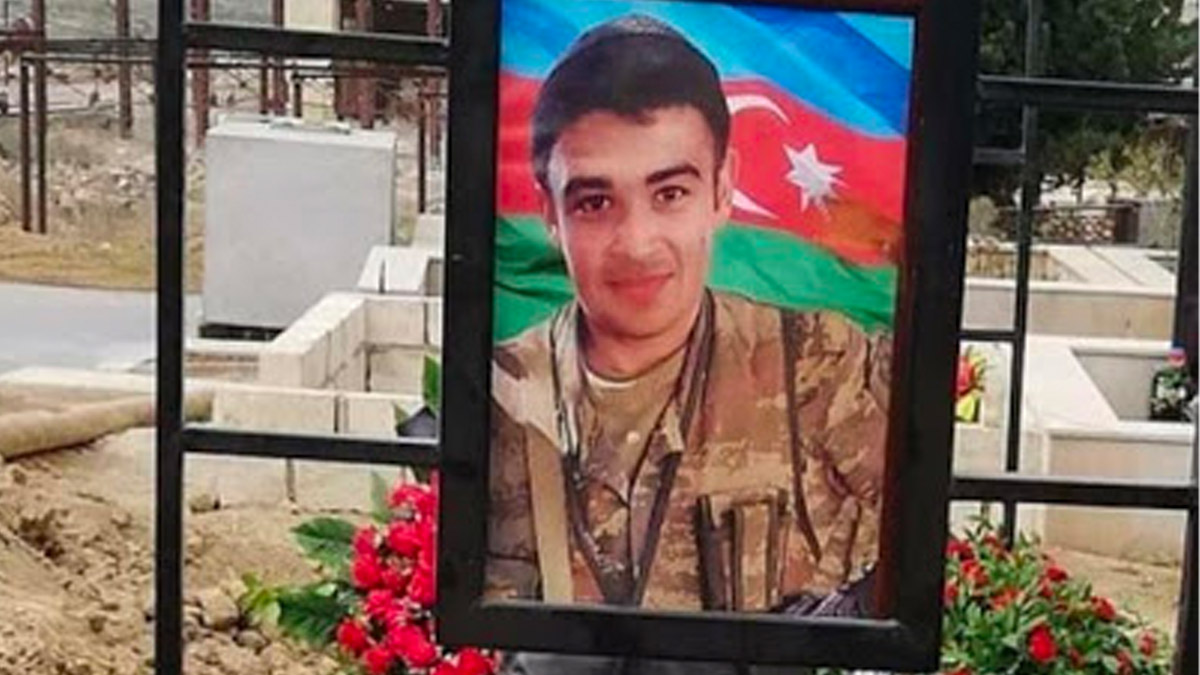 Okuldan kayd�n� sildirdi, Azerbaycan'da �ehit oldu