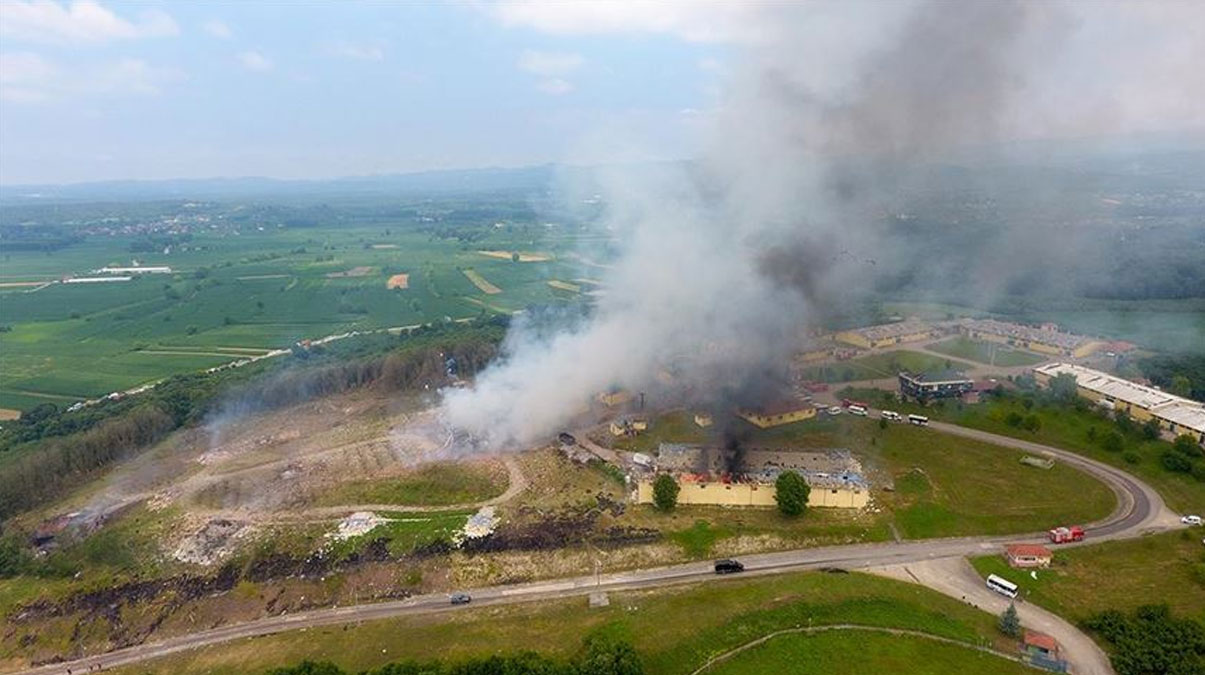 Sakarya'daki havai fi�ek fabrikas�nda patlama: �ddianamede haz�rland�