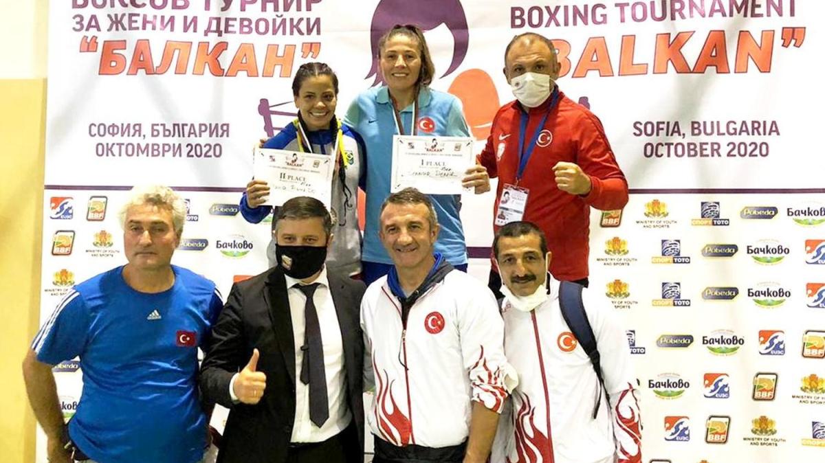 Kadn Boks Milli Takm Uluslararas Balkan Boks Turnuvas'ndan 3 madalya ile dnyor
