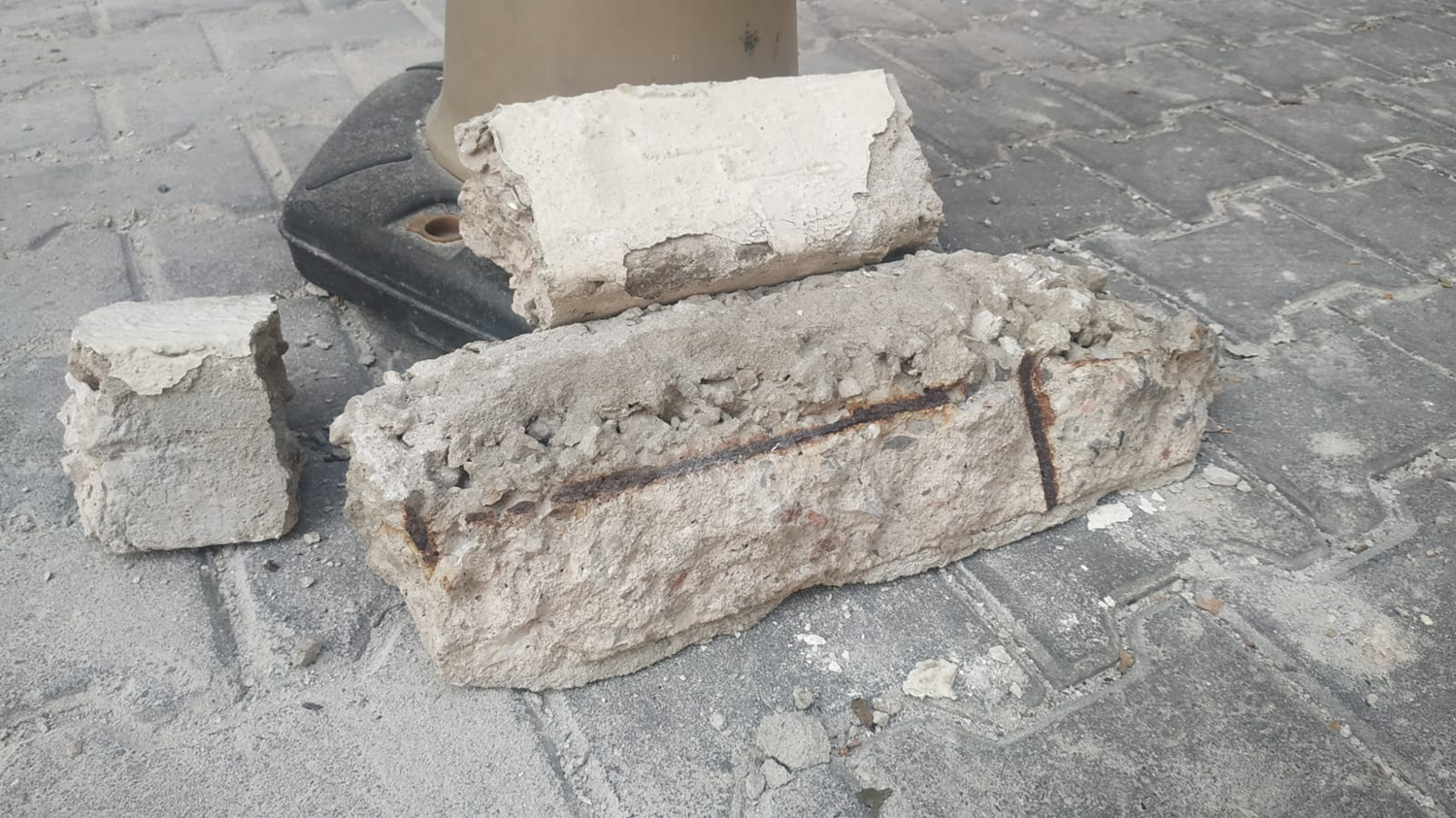 �l�mden k�l pay� ile kurtuldu