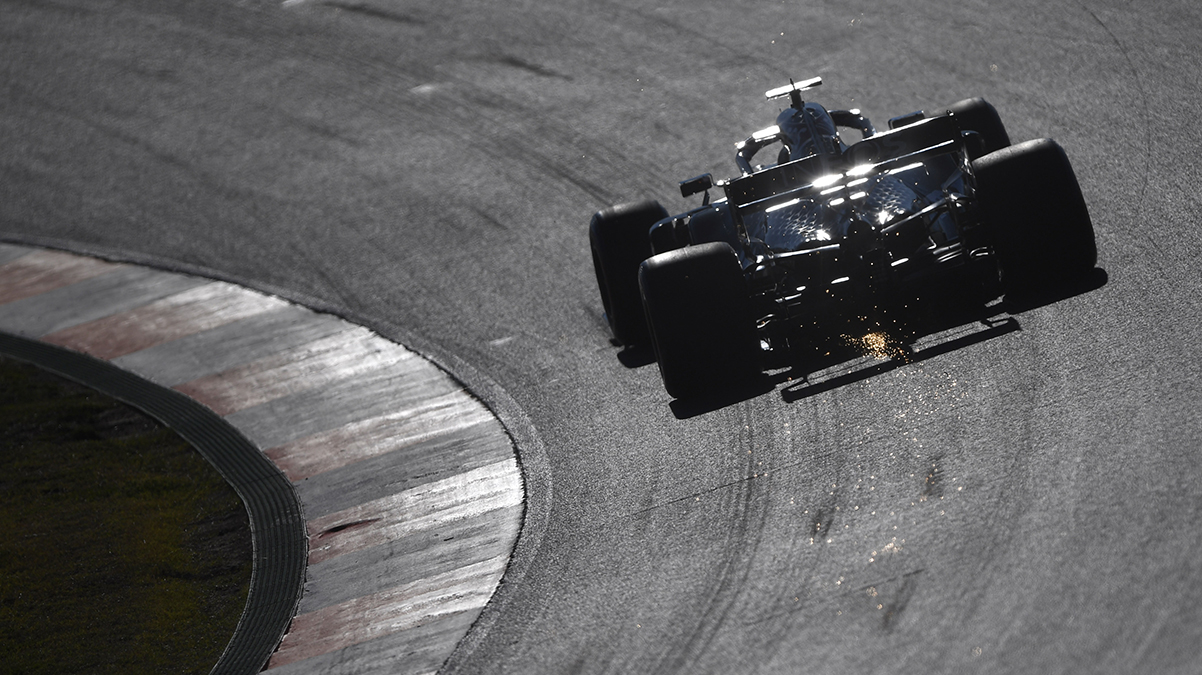 Portekiz'de ilk cep Hamilton'n