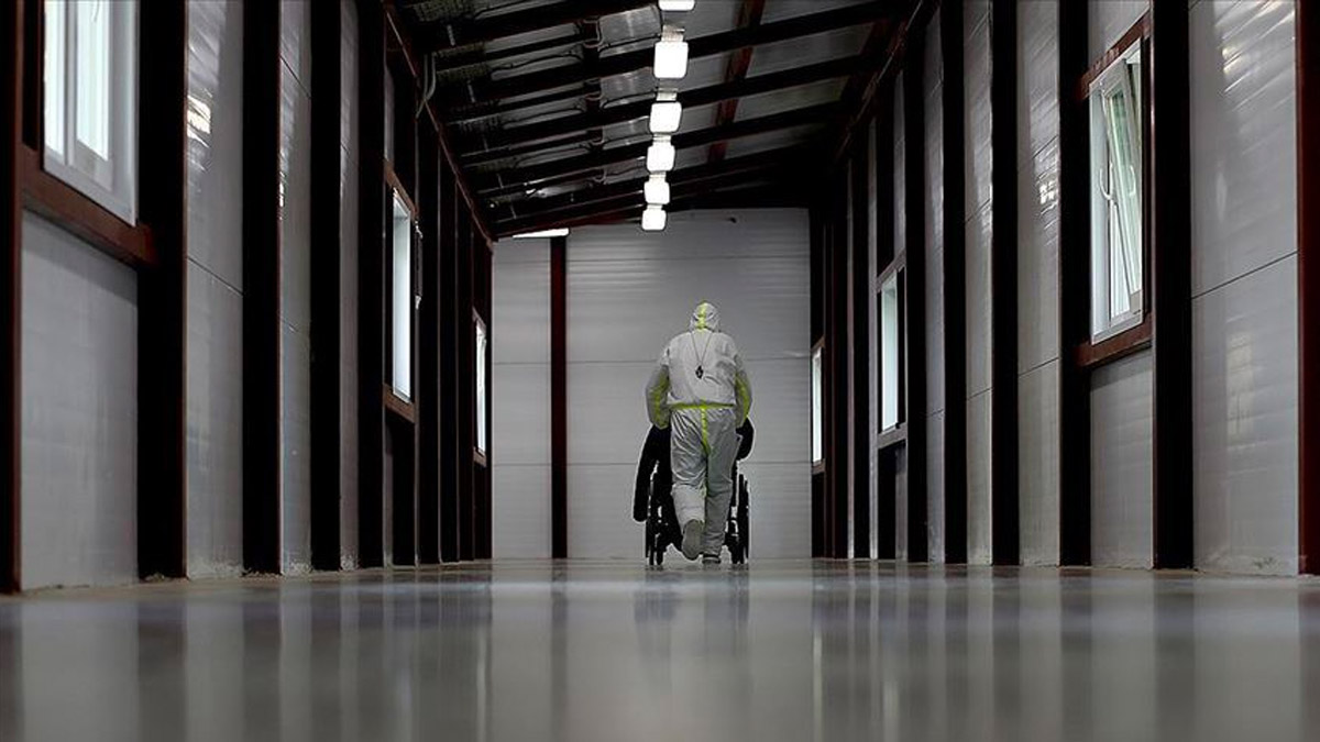 Bakan Koca: A��r hasta say�m�z artmaya devam ediyor