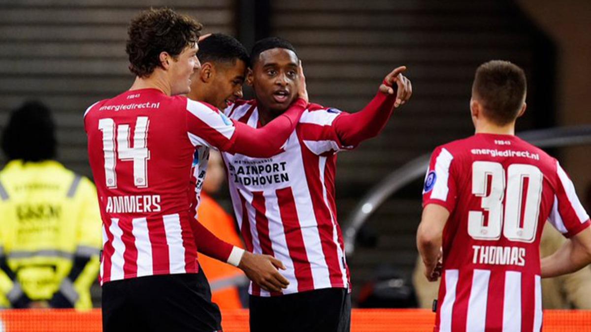 PSV'de 6 futbolcu koronavirse yakaland