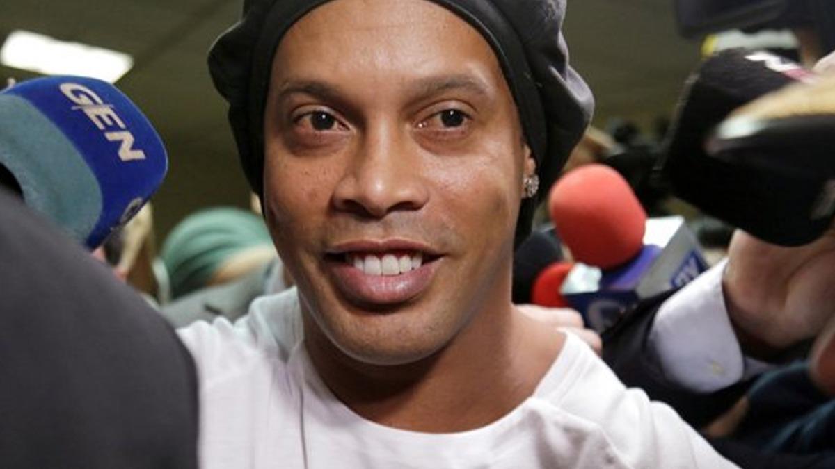 Ronaldinho'nun koronavirs testi pozitif kt