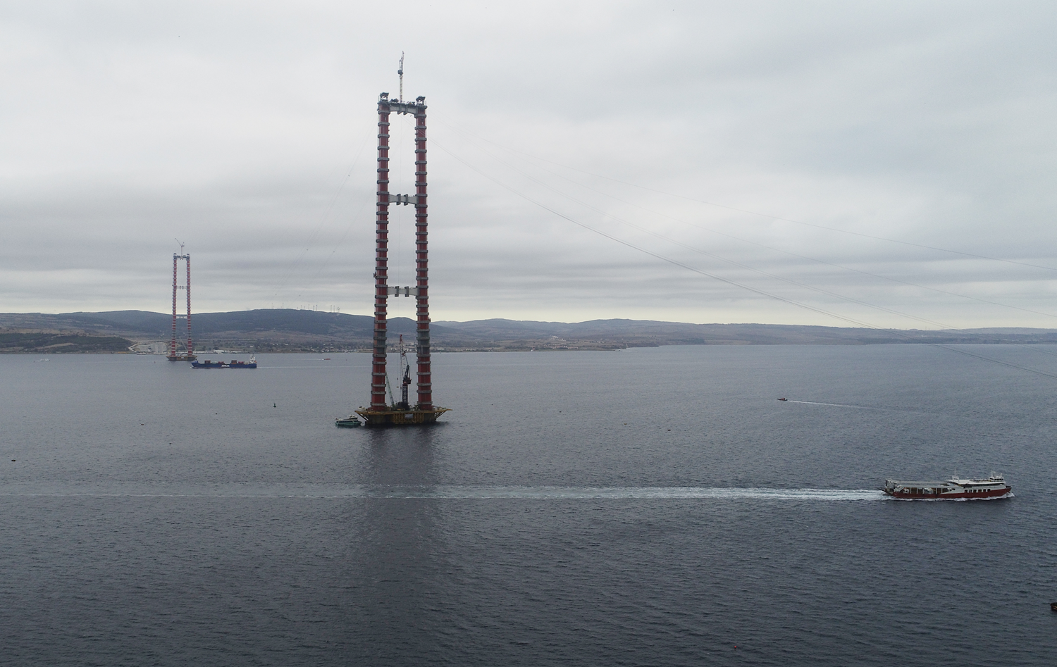 'Simgelerin k�pr�s�' Marmara'n�n transit trafik y�k�n� s�rtlayacak