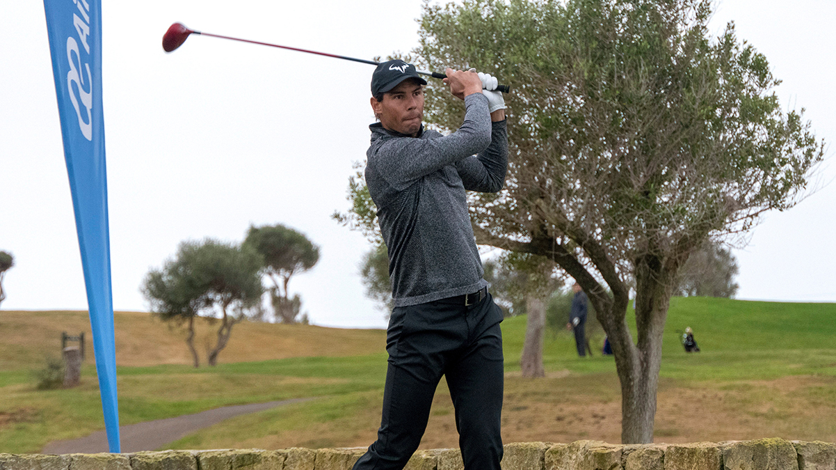Rafael Nadal golfte de h�nerlerini sergiledi