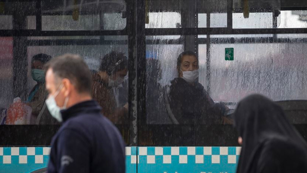 Bakan Koca g�ncel verileri a��klad�! A��r hasta say�s� art�yor