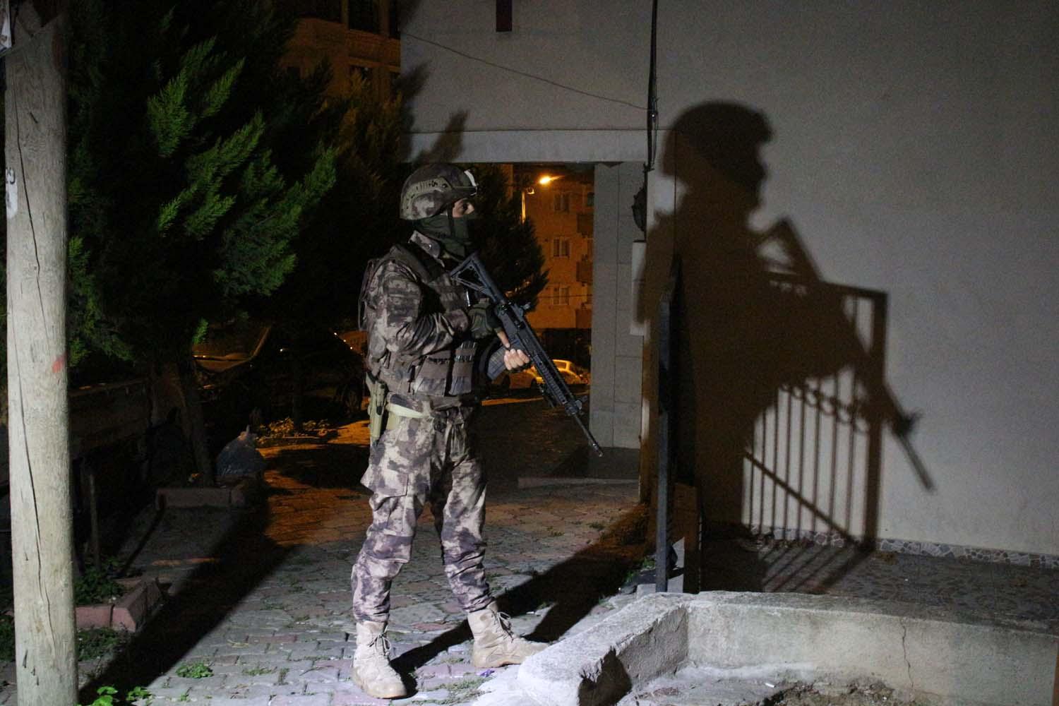 02:00'de harekete ge�ildi! �stihbarat sonras� e� zamanl� operasyon d�zenlendi