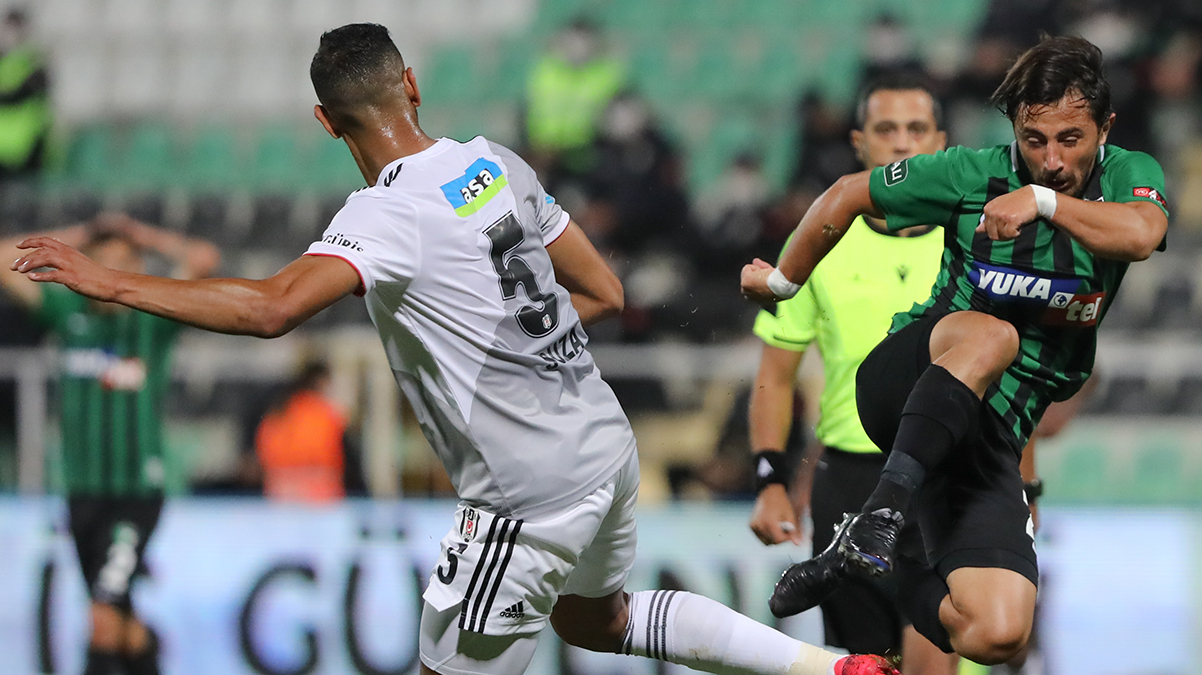 Josef de Souza'ya 2 ma� ceza
