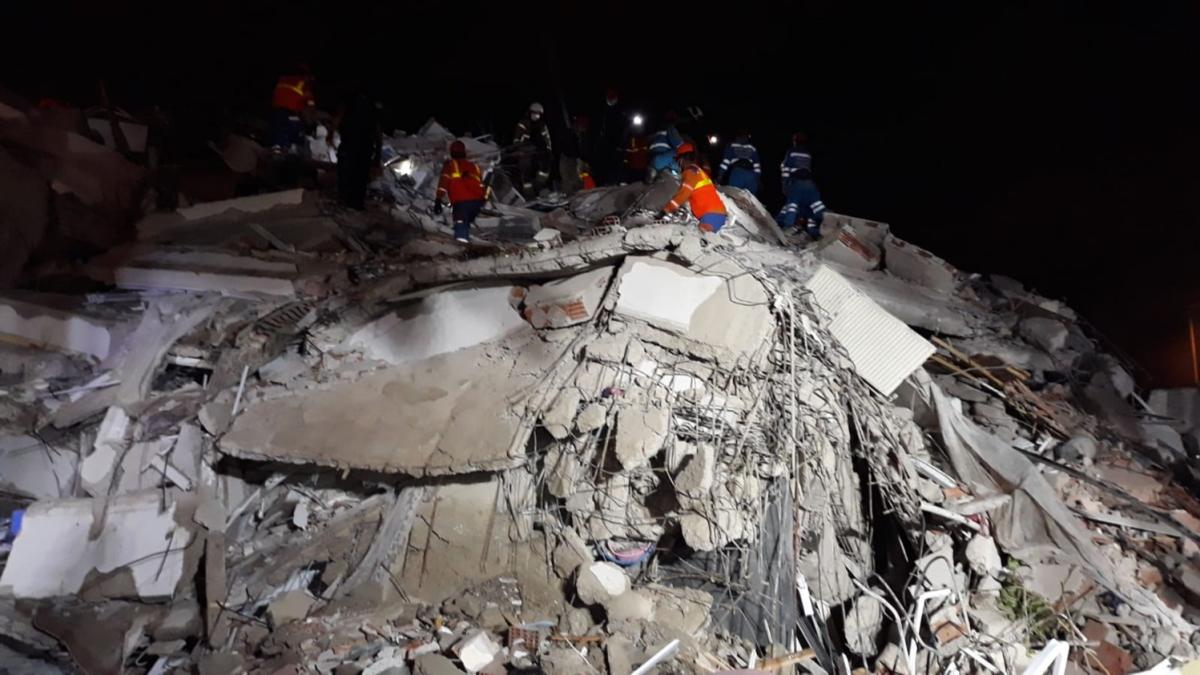 zmir'de meydana gelen depremin ardndan  Trkiye'ye destek ve dayanma mesaj yad