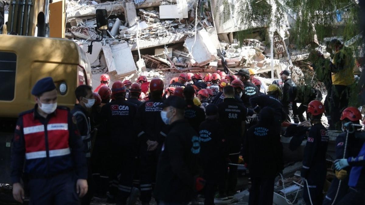 zmir'deki byk depremde hayatn kaybedenlerin says 39'a ykseldi