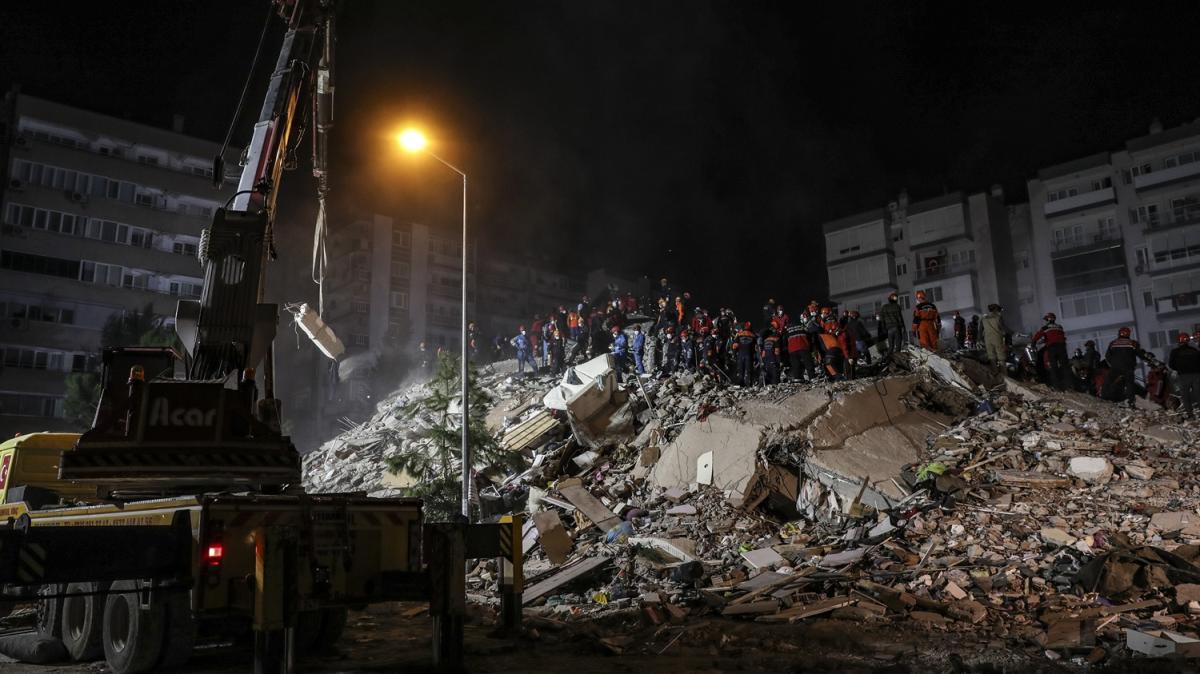Deprem sonras Malezya'dan Trkiye mesaj: Karde Trk halk iin dua ediyoruz