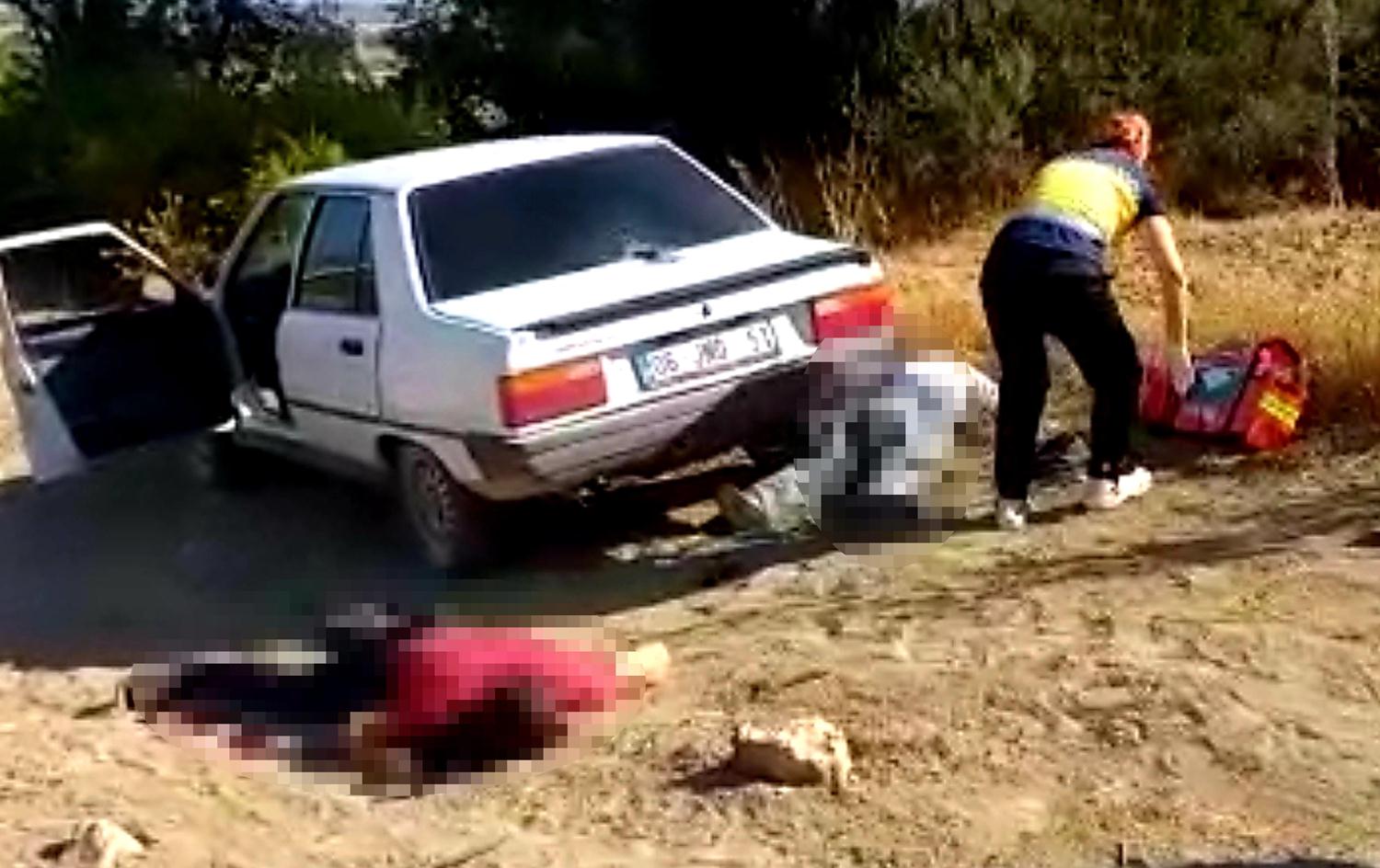 Mersin'de akrabalar aras�nda arazi kavgas�: 2 �l�