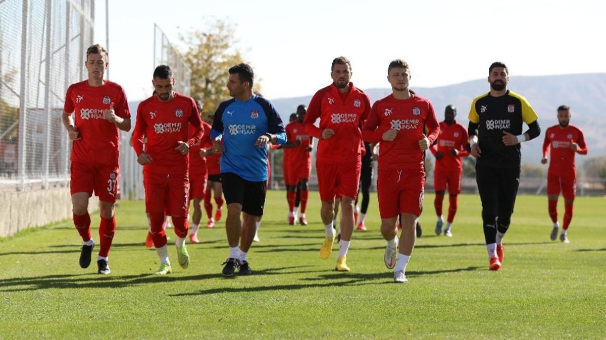Sivasspor'da Erdoan Yeilyurt sevinci
