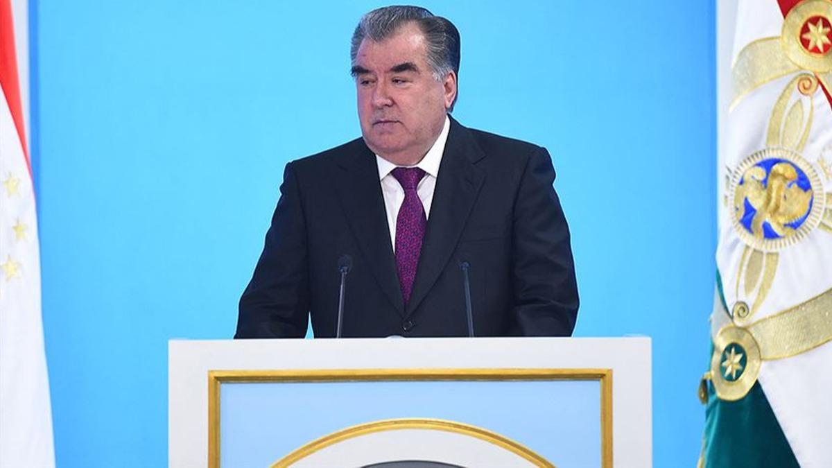 Tacikistan'da seimlerin ardndan hkmet istifa etti