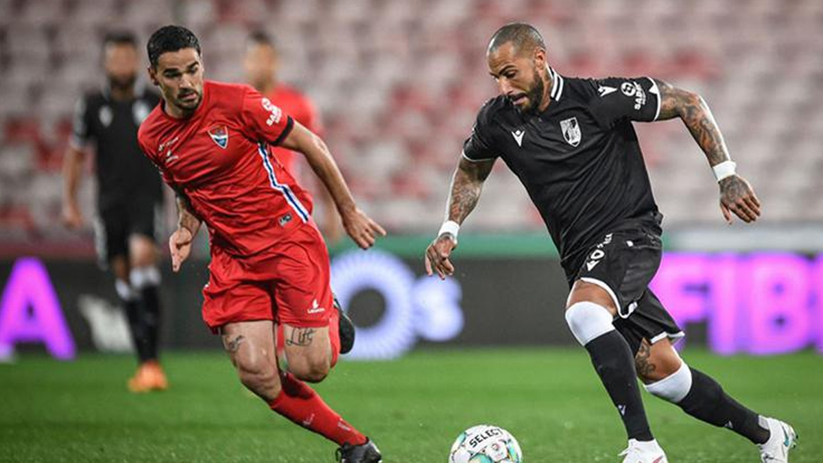 Ricardo Quaresma Vitoria Guimaraes'de a��l��� yapt�