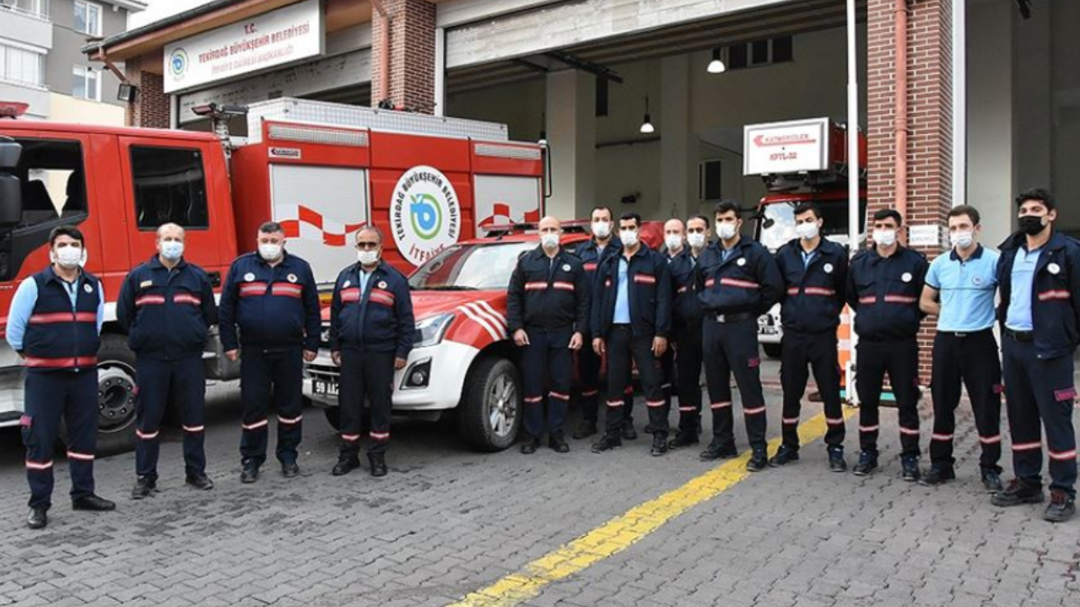 T�rkiye �zmir i�in tek y�rek!
