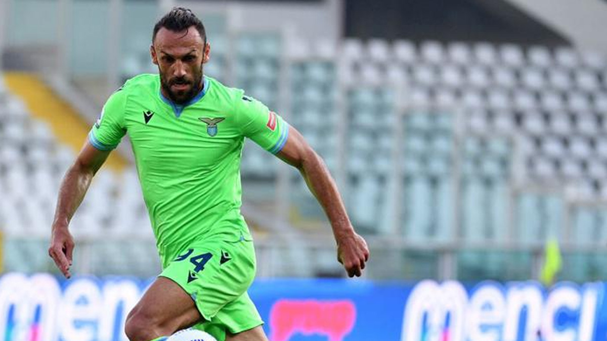 Vedat Muriqili Lazio'dan mucizevi 3 puan