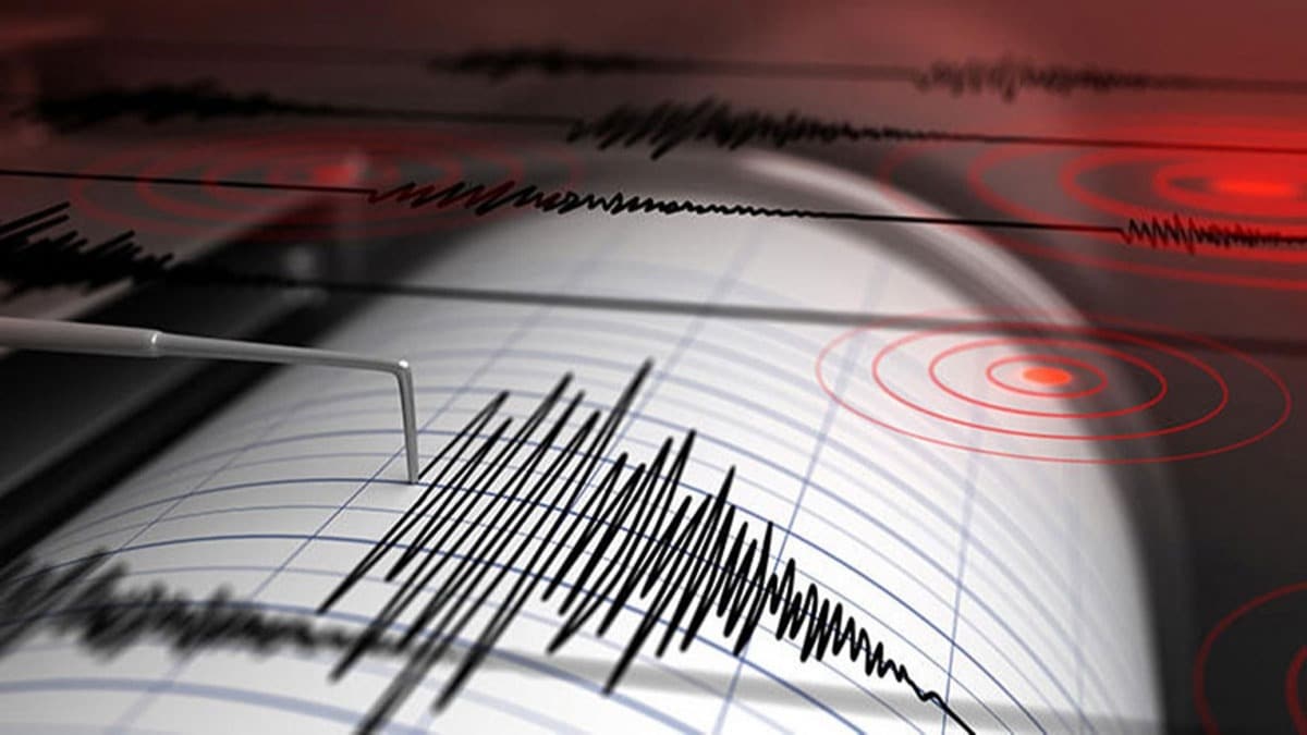 Urla'da korkutan deprem!