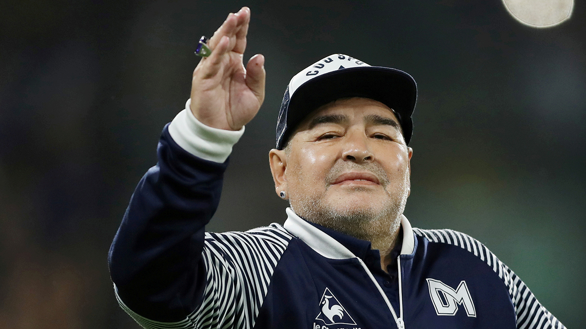Maradona hastaneye kald�r�ld�! Doktorundan a��klama geldi