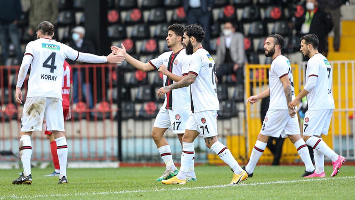 Fatih Karagmrk Trkiye Kupas'nda penaltlarla tur atlad
